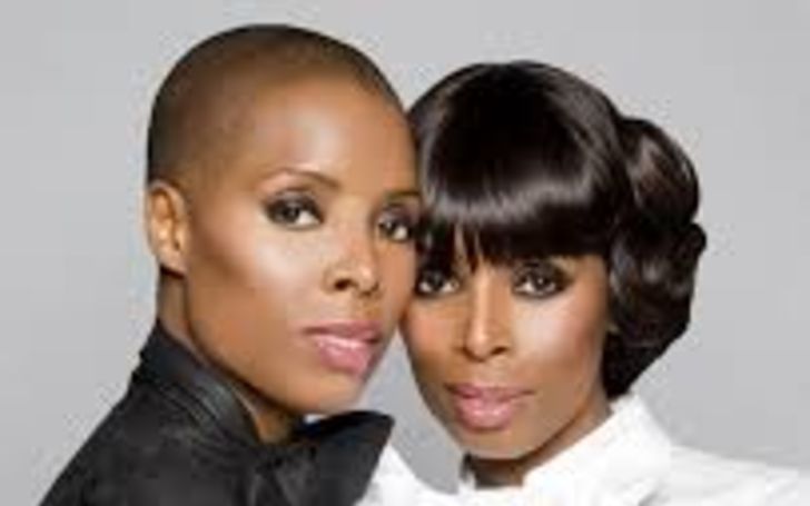 About Tasha Smith and Sidra Smith – Two Hollywood Twins Who Overcame Drugs and Cancer